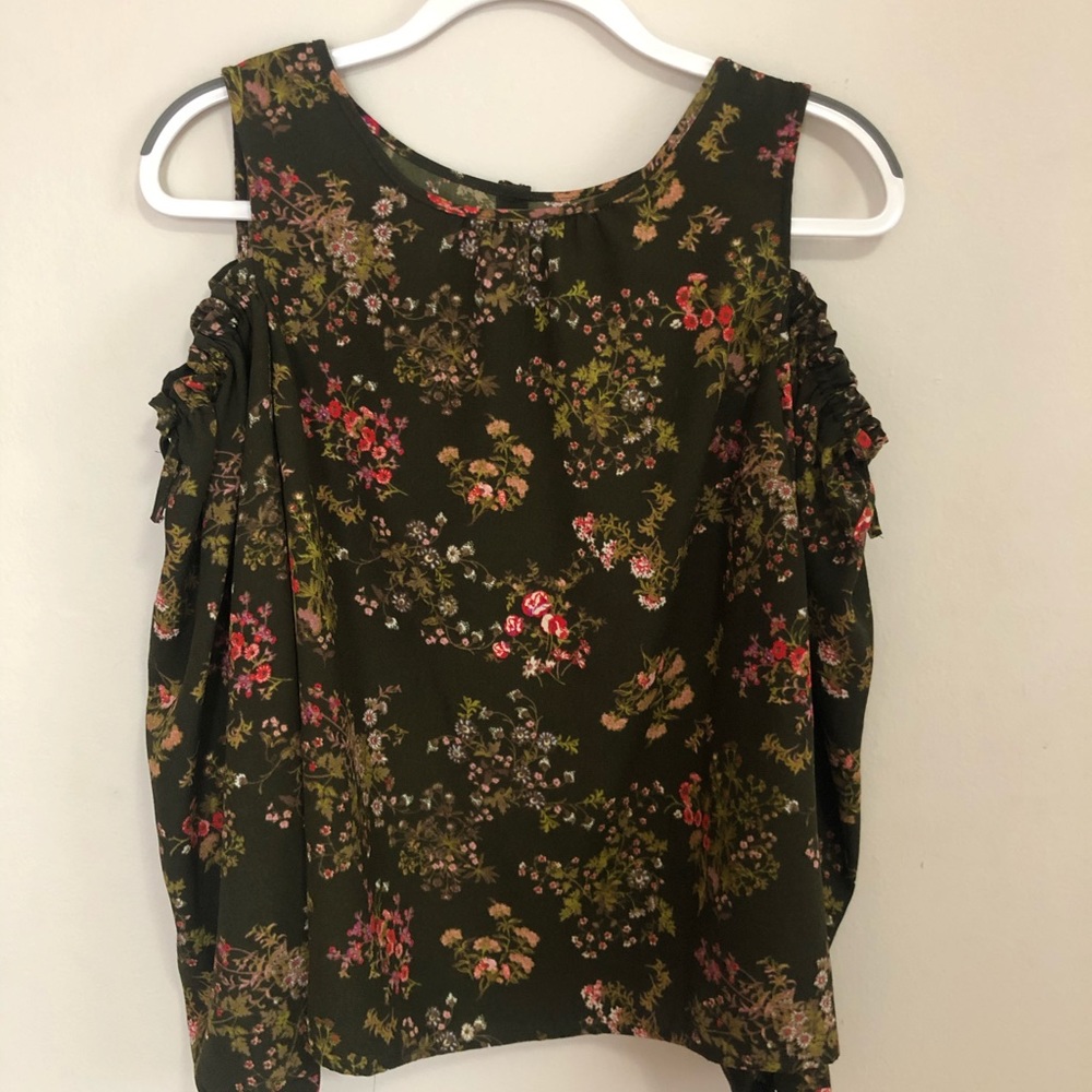 Lauren Conrad Off thé Shoulder Blouse Size Medium
